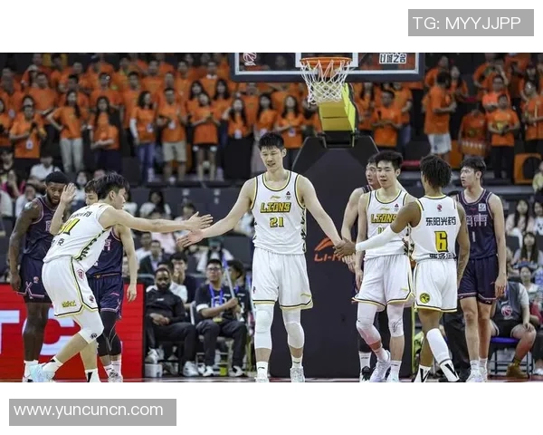 2017年CBA季后赛新疆队对阵广厦队精彩回顾与赛后分析