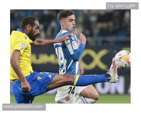 布莱顿与维拉激战正酣比分揭晓引发球迷热议