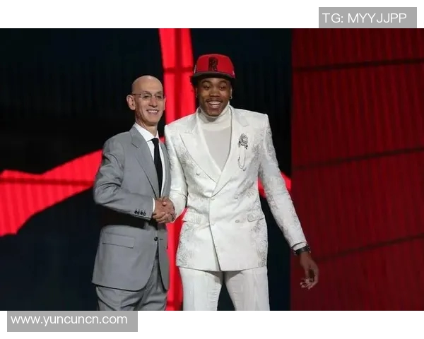 斯科蒂巴恩斯：新生代篮球明星的崛起与未来展望